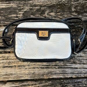 M.C. Marc Chantal   Black and White Croc Alligator Crossbody Purse Z2
